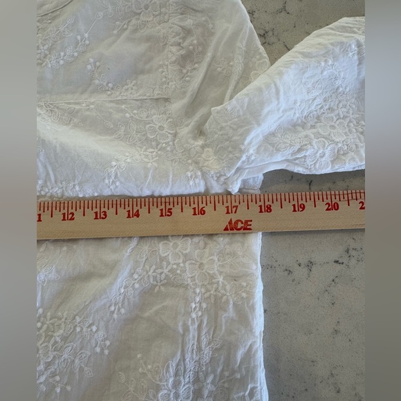 Talbots White Floral
Embroidery Top Blouse Cotton Size Petite Small - Picture 10 of 12